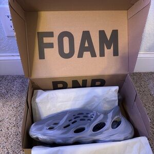 Yeezy Foam RNRs MX Granite US13